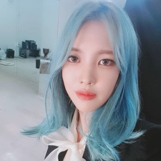 Sốc: Một nữ idol bị công ty quản lý khởi kiện vì lấy trộm áo khoác của đồng nghiệp ảnh 2