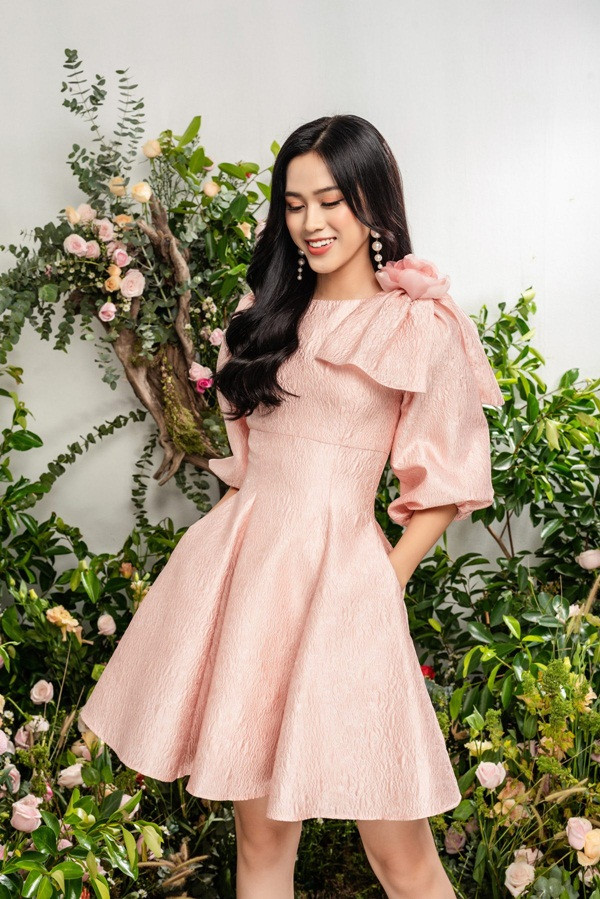 Tạm biệt hình ảnh lộng lẫy sang chảnh, Hoa hậu Đỗ Thị Hà ngọt ngào như nàng tiên hoa ảnh 7