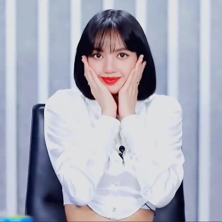 Gặp sự cố bất ngờ trong "Thanh Xuân Có Bạn 3" nhưng Lisa vẫn ghi điểm vì quá dễ thương ảnh 1