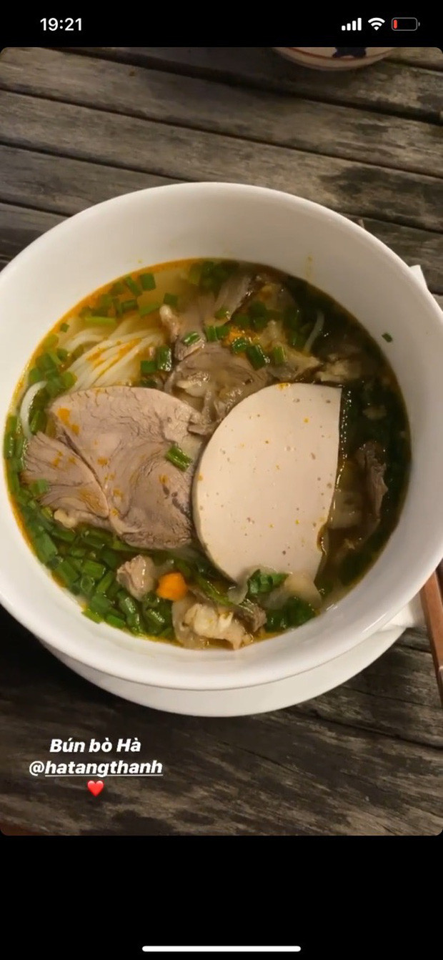 Những lần chứng minh Tiên Nguyễn - Hà Tăng là cặp chị dâu em chồng thân thiết nhất V-Biz ảnh 4