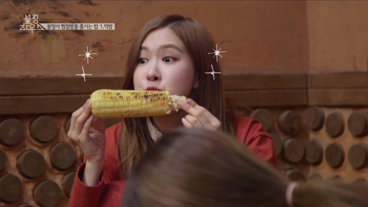 Tuyệt chiêu nào giúp Rosé (BLACKPINK) ăn uống thoải mái mà không sợ tăng cân? ảnh 7