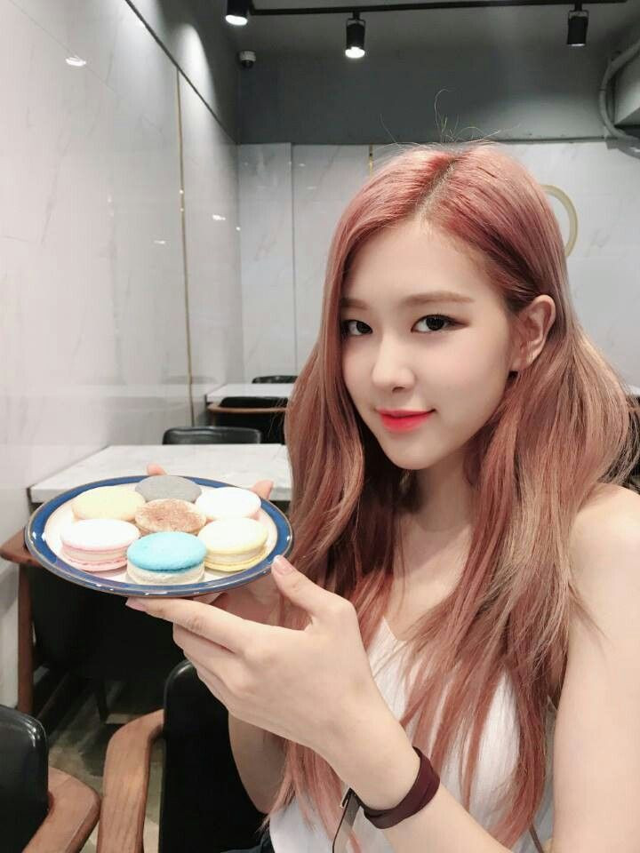Tuyệt chiêu nào giúp Rosé (BLACKPINK) ăn uống thoải mái mà không sợ tăng cân? ảnh 5