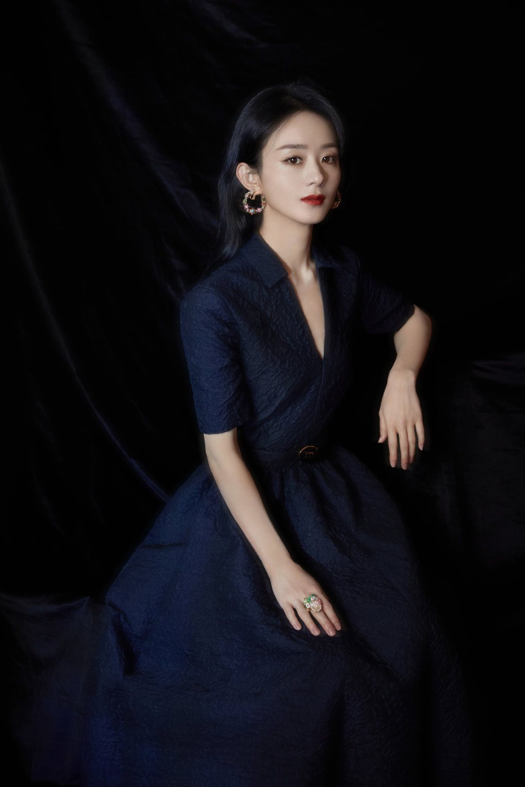 Sao Hoa ngữ ở đêm “Tinh Động Douyin“: Không ai mặc xấu, thần thái nhất là Triệu Lệ Dĩnh ảnh 2