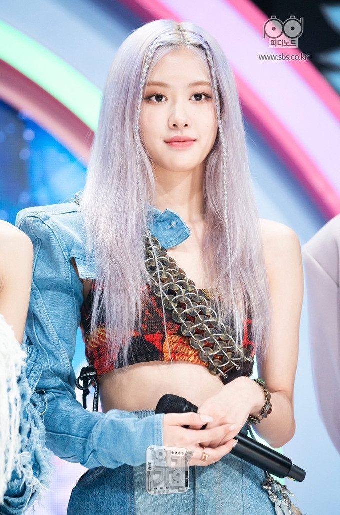 Chuyện gì xảy ra khiến Rosé thường xuyên buồn bã khi comeback cùng BLACKPINK? ảnh 2