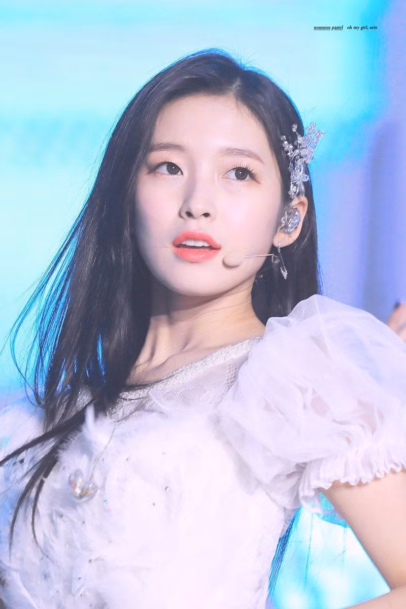 Đây chính là đối thủ của Rosé (BLACKPINK) cạnh tranh ngôi vị “Nữ hoàng crop-top” ảnh 6