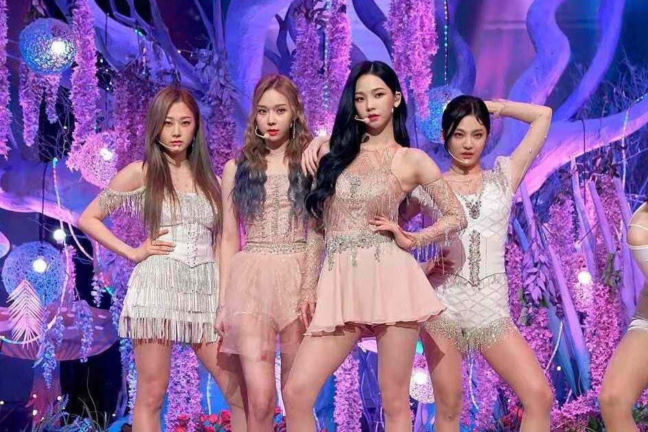aespa tuy vừa debut nhưng đã có hai thành viên lọt top 30 Sốc nặng với BXH chỉ số thương hiệu idol tháng 11: BLACKPINK thua cả aespa là sao? ảnh 3