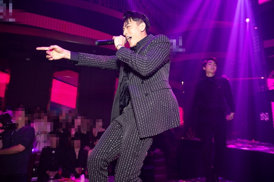 Lần đầu tiên từ khi có tin đồn mang thai, Hồ Ngọc Hà công khai khoe bụng bầu ảnh 7