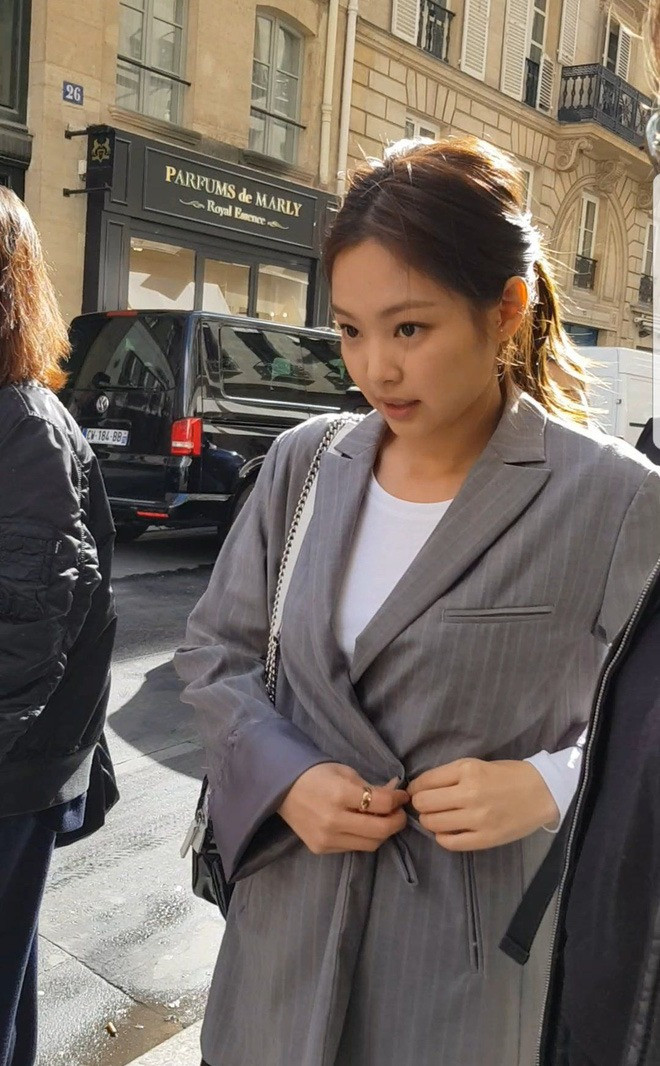 Những mỹ nhân không thể bị dìm hàng nhan sắc trong mọi hoàn cảnh: BLACKPINK, Suzy và ai nữa? ảnh 2