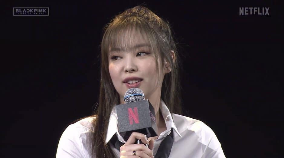 Jisoo (BLACKPINK) vốn giấu nhược điểm rất khéo mà lần này lại chọn trang phục sai quá sai ảnh 2