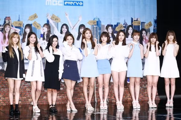 G-Friend đúng là nhóm nữ dáng đẹp nhất K-Pop: Hết đôi chân dài nhất đến tỷ lệ cơ thể vàng ảnh 2