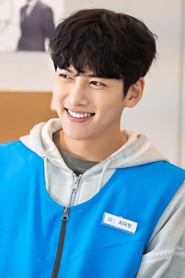 Phim mới thất bại nhưng Ji Chang Wook vẫn có thể ăn mừng vì chiến thắng này ảnh 2