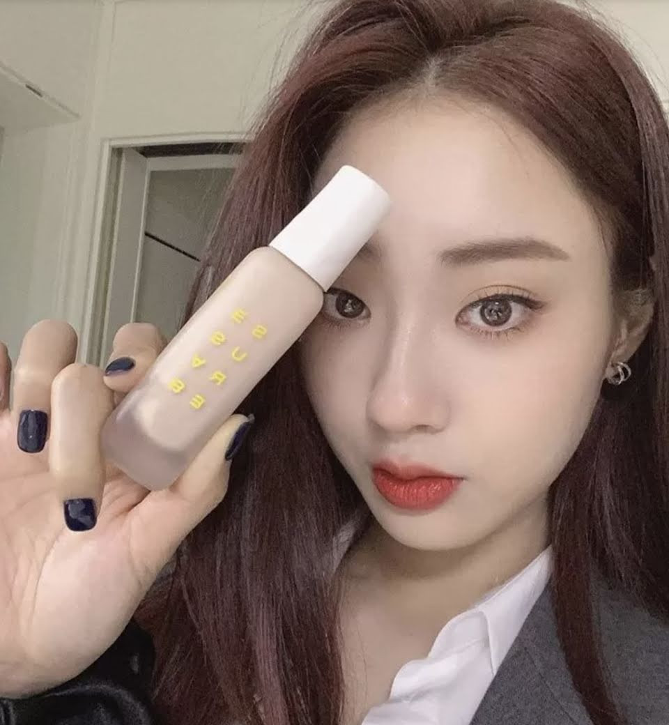 Ngạc nhiên chưa, nhiều “tường thành sắc đẹp” K-Pop hóa ra lại sở hữu “mắt nổ mắt xịt” ảnh 3