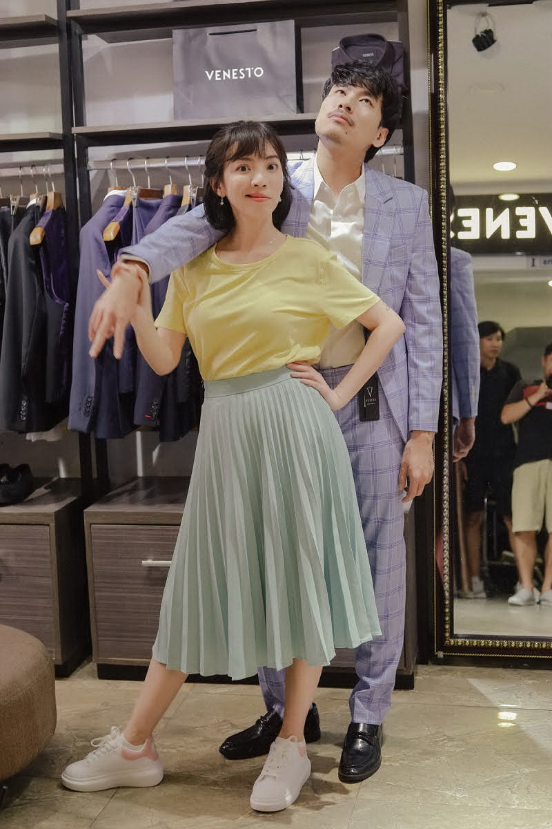 Chia tay chị Mười Ba cá tính, Thu Trang hóa quý cô kiêu kỳ chứng tỏ “ai rồi cũng khác” ảnh 6