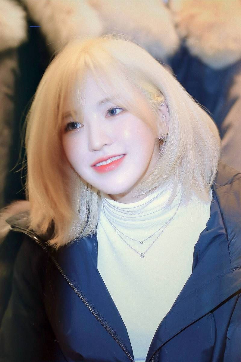 Nữ idol này trắng đến mức nào mà Dispatch cũng phải công nhận là “da trắng phát sáng”? ảnh 3