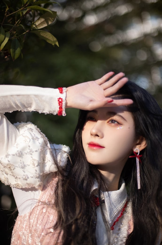 Siêu năng lực của Cúc Tịnh Y: Đóng phim hiện đại hay cổ trang cũng chỉ có một kiểu tóc ảnh 10