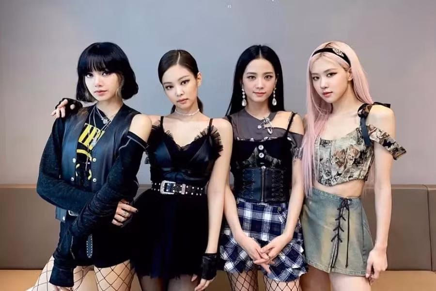 Bạn có nhận ra trong nhóm BLACKPINK ẩn giấu hai cặp bạn thân cực kỳ trái ngược? ảnh 2