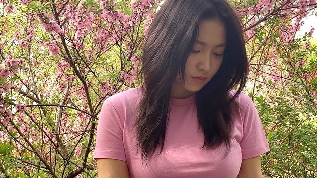 Sao Hàn 24H: Krystal mừng sinh nhật Jessica, Sakura (IZ*ONE) thăng hạng nhan sắc ảnh 5