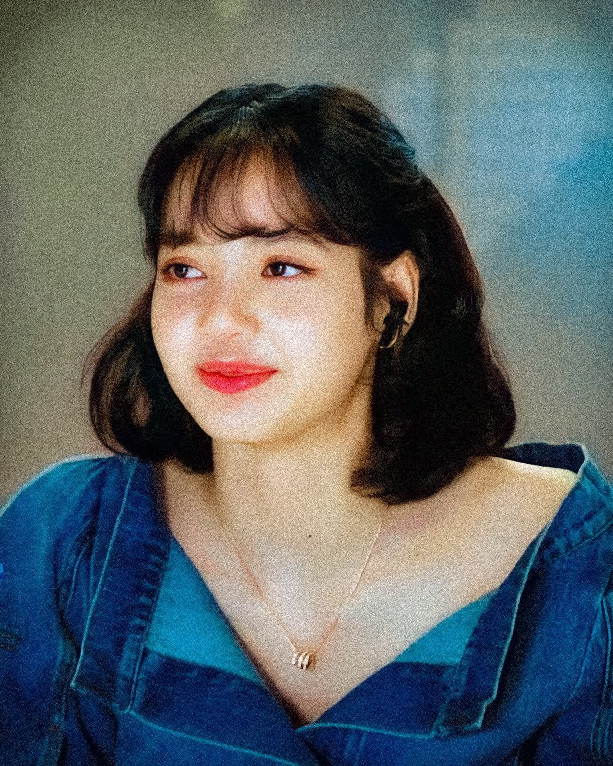 Chỉ cần đổi kiểu tóc, Lisa đã hóa thành “Bạch Tuyết phiên bản đời thực” xinh ngất ngây ảnh 2