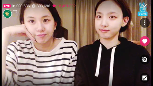 Sở hữu da đẹp nét xinh sẵn rồi nên những idol này thường xuyên khoe mặt mộc ảnh 10