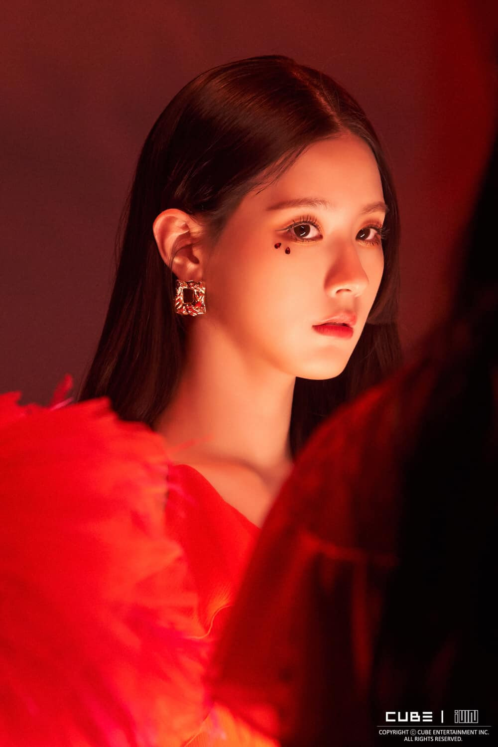 Thành viên hụt của BLACKPINK khiến netizen trầm trồ vì nhan sắc đỉnh cao chẳng kém cạnh Jisoo ảnh 3