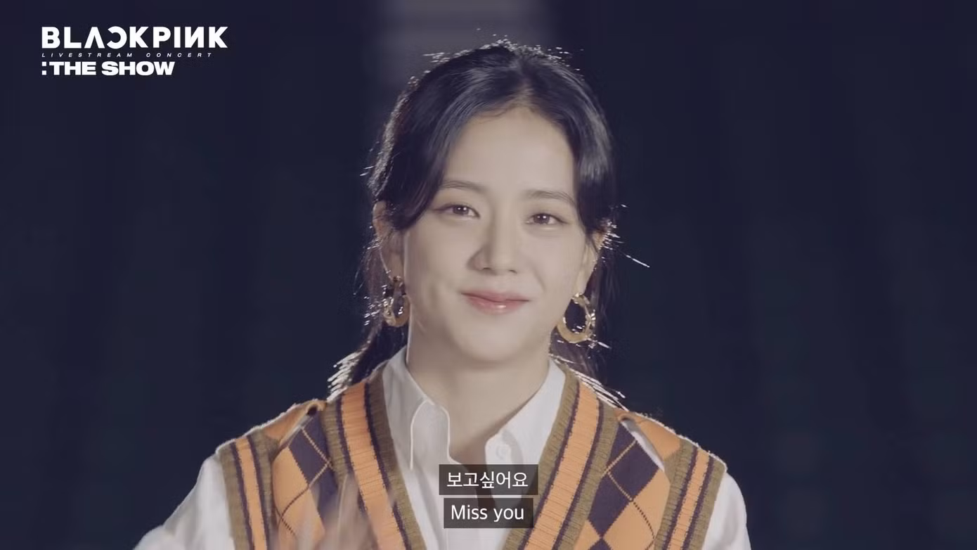 Dựa vào đâu mà netizen khen Jisoo ngày càng có khí chất và phong thái của một diễn viên? ảnh 9