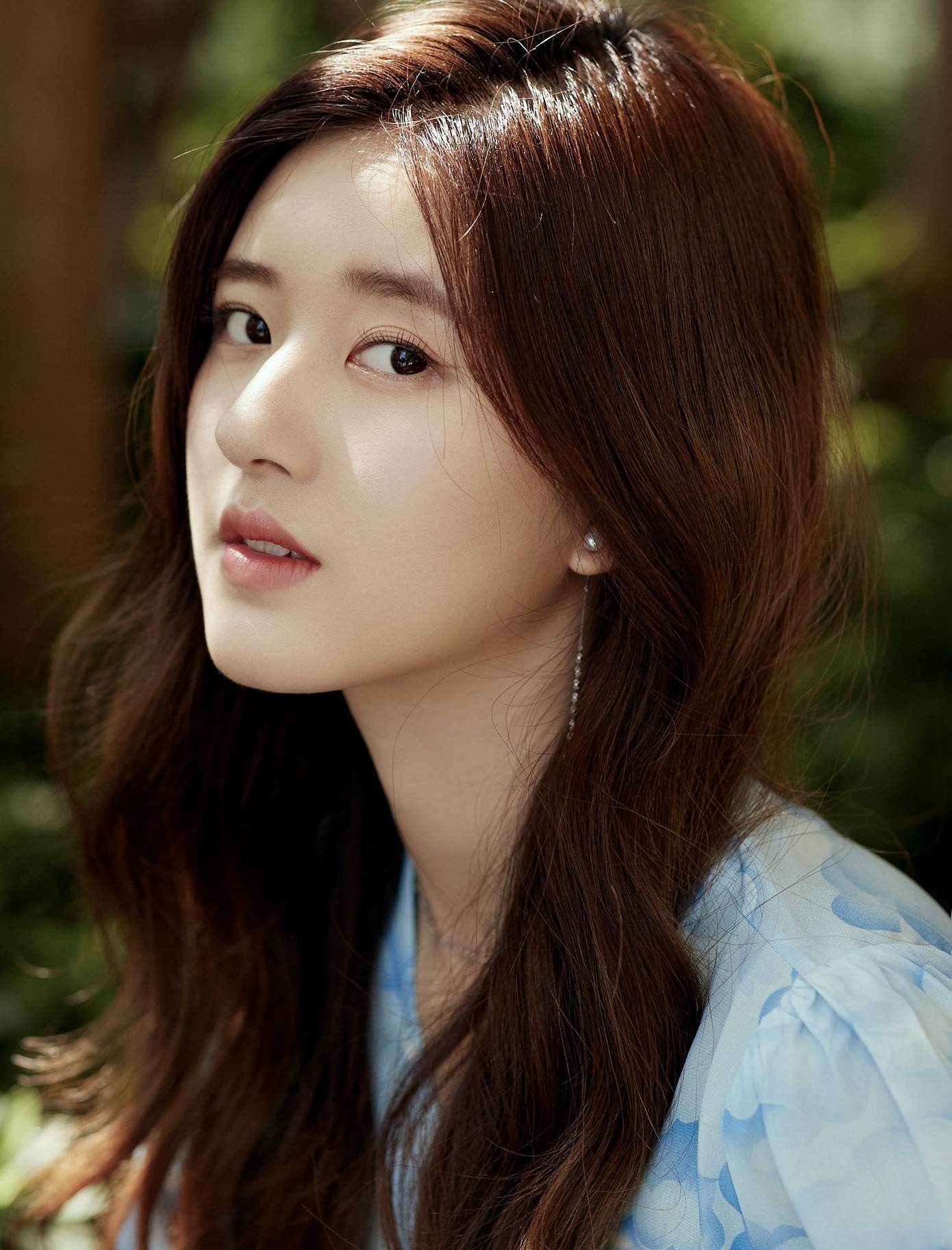 Triệu Lộ Tư gầy bất ngờ trong phim mới, do chạy sô quá nhiều hay lại nhờ photoshop? ảnh 2