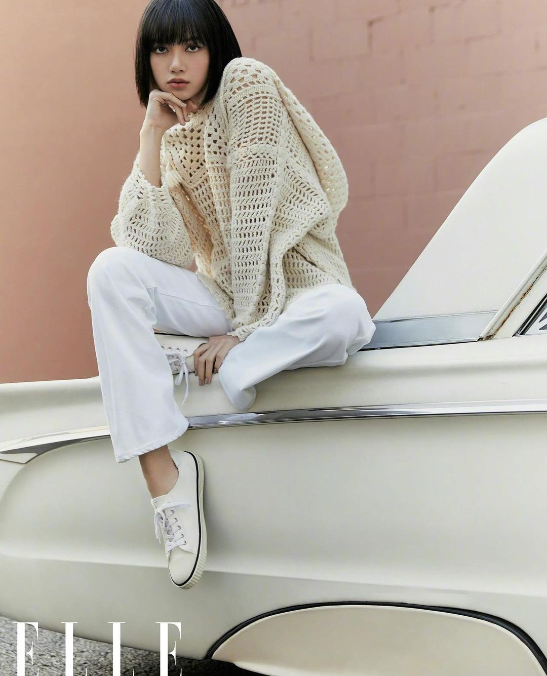 Lisa (BLACKPINK) tiếp tục hứng “gạch đá” chỉ vì bìa báo Elle Trung Quốc số cuối năm ảnh 4
