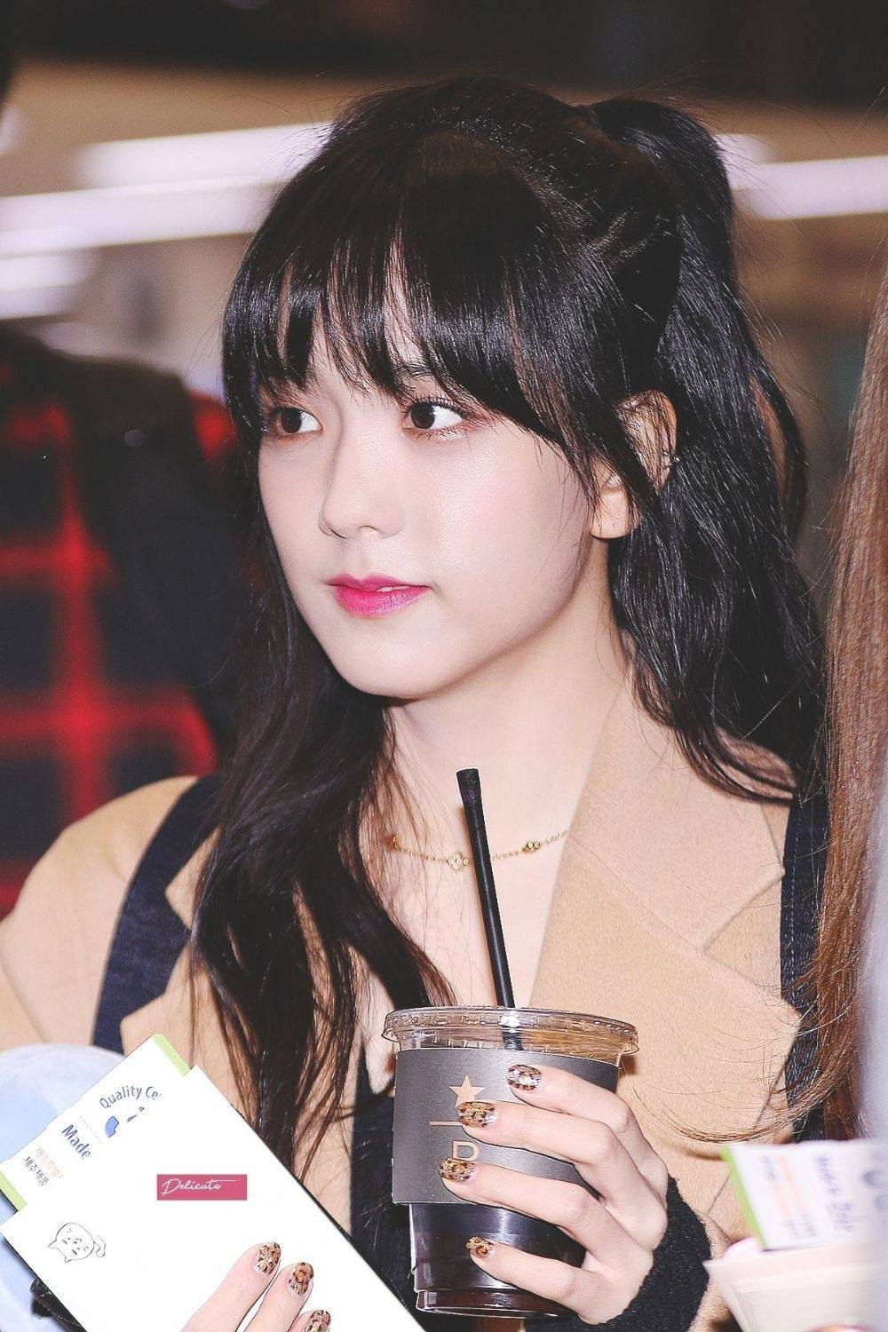 Jisoo lộ đôi môi căng mọng hơn hẳn: Do trang điểm khác biệt hay đã đụng dao kéo? ảnh 2