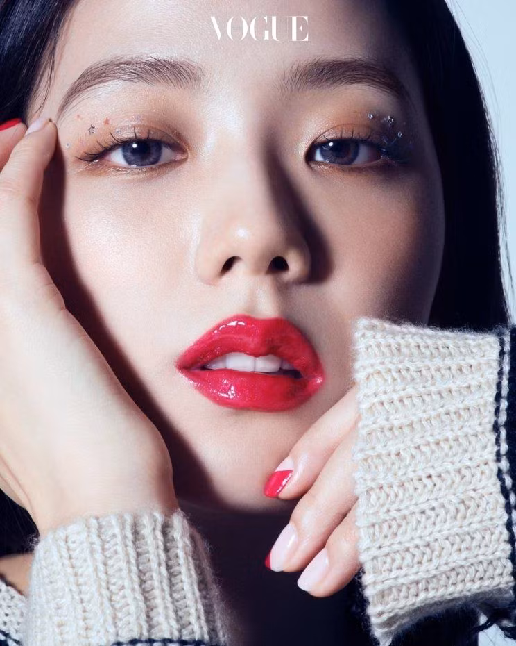 Jisoo lộ đôi môi căng mọng hơn hẳn: Do trang điểm khác biệt hay đã đụng dao kéo? ảnh 6