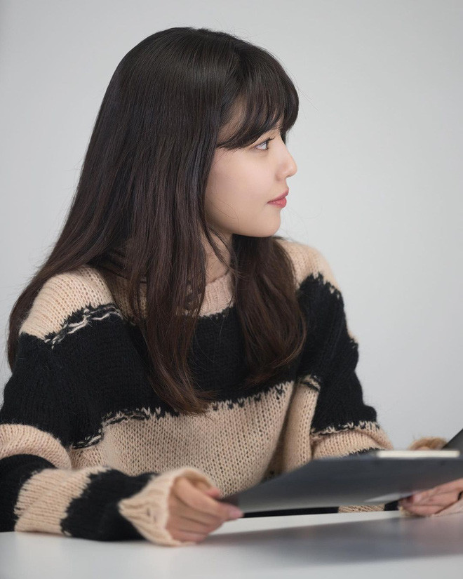 SooYoung hai lần đụng hàng Jisoo: Đẳng cấp của SNSD và BLACKPINK đúng “đỉnh của chóp” ảnh 3