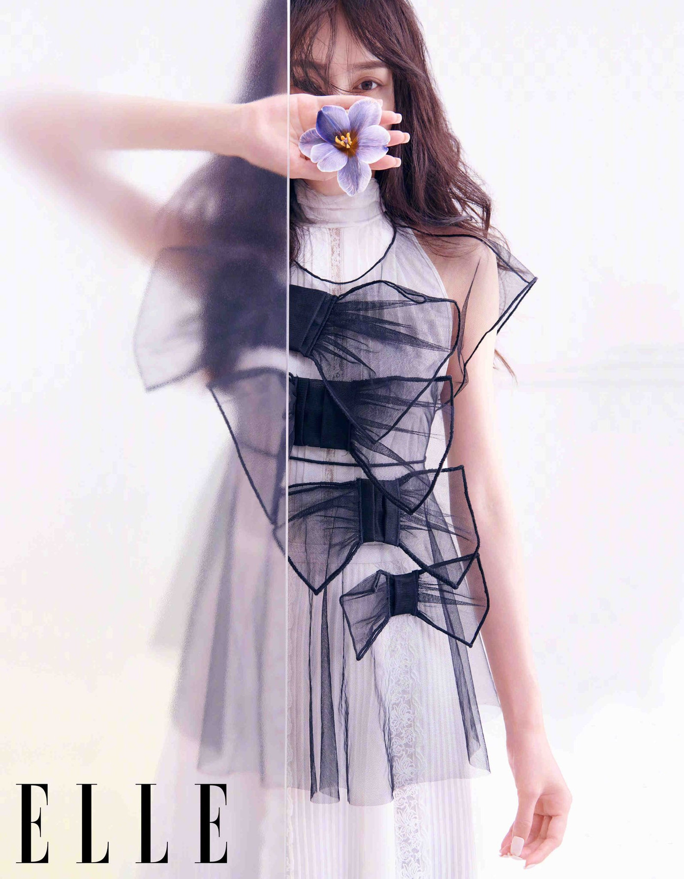 Lisa (BLACKPINK) tiếp tục hứng “gạch đá” chỉ vì bìa báo Elle Trung Quốc số cuối năm ảnh 6