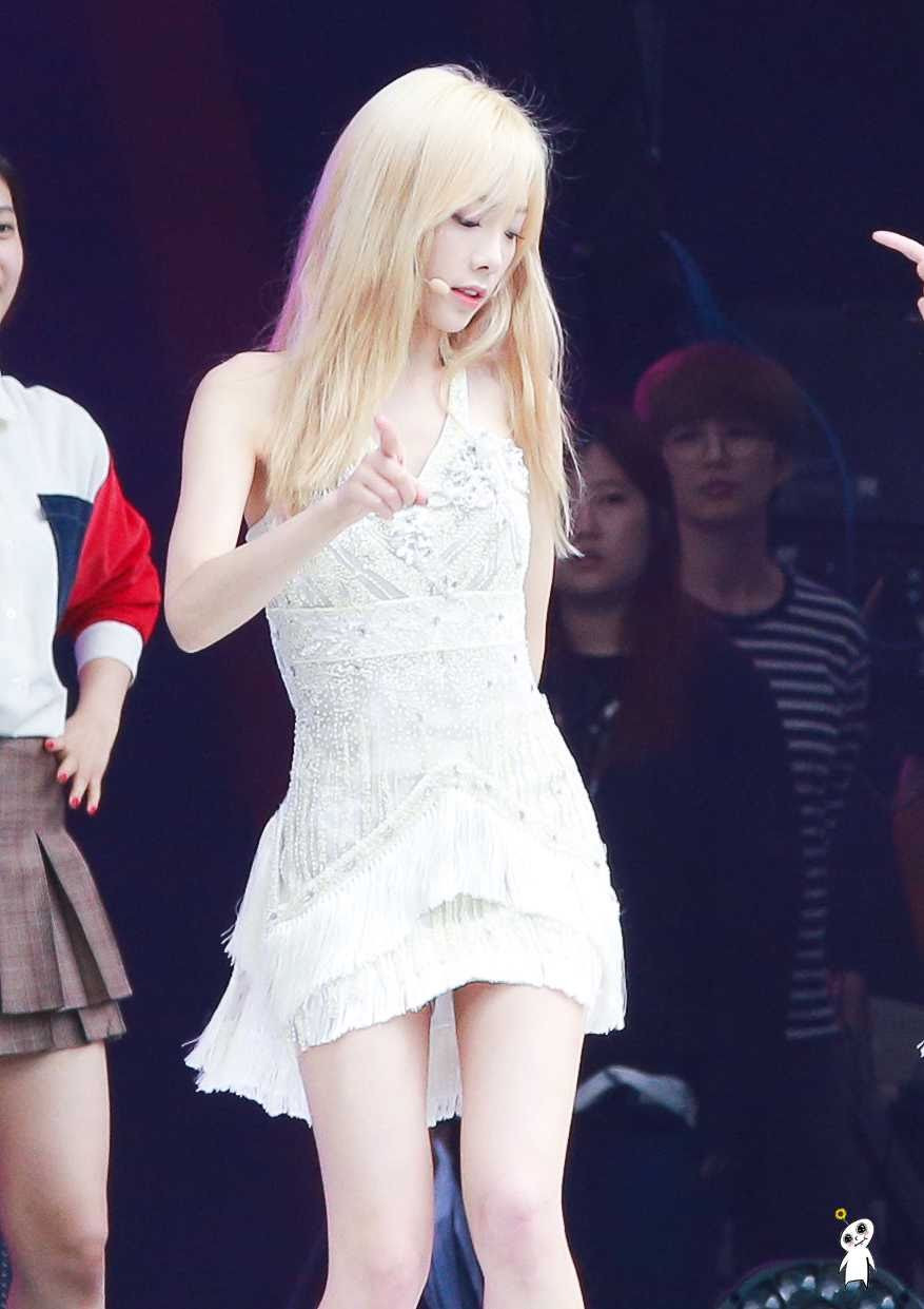 Da trắng mịn thôi chưa đủ, phải trắng bật tông như các cô gái này mới khiến netizen ao ước ảnh 10