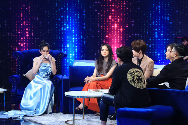 “Người ấy là ai”: Hóa ra Hương Giang và Hà An có duyên với nhau từ lâu rồi! ảnh 1