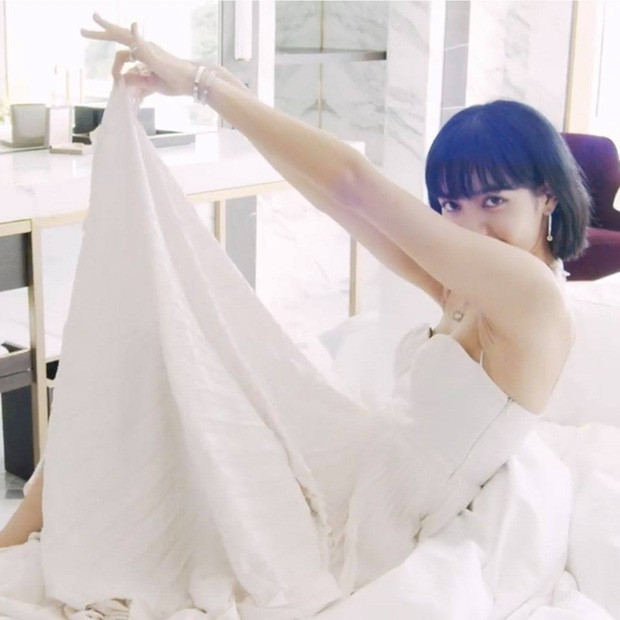 Jisoo cùng Lisa (BLACKPINK) “biến hình” ngoạn mục: Cá tính, quyến rũ hết phần thiên hạ ảnh 3