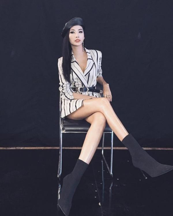 BLACKPINK biến áo thành váy được khen tới tấp, Hương Giang thì chỉ thấy nguy cơ “lộ hàng” ảnh 6