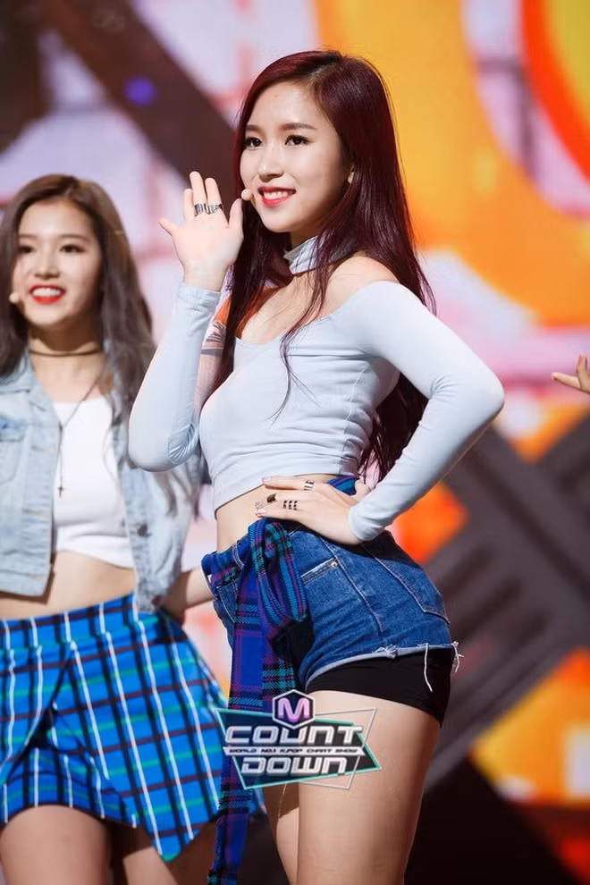 Tiền bối trong nghề đăng đàn thanh minh hộ Irene: Phải chăng stylist cũng là người có lỗi? ảnh 2