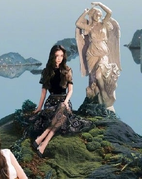 Cùng là “nàng thơ Dior” nhưng Jisoo BLACKPINK vẫn có thứ phải chịu thua Angela Baby ảnh 5