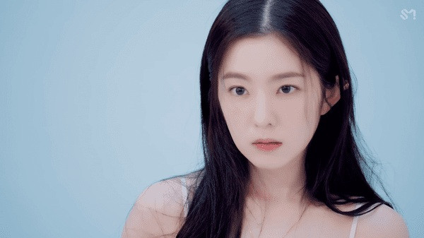 Netizen Hàn phản ứng ra sao trước teaser quảng bá lịch đón năm mới của Red Velvet? ảnh 2