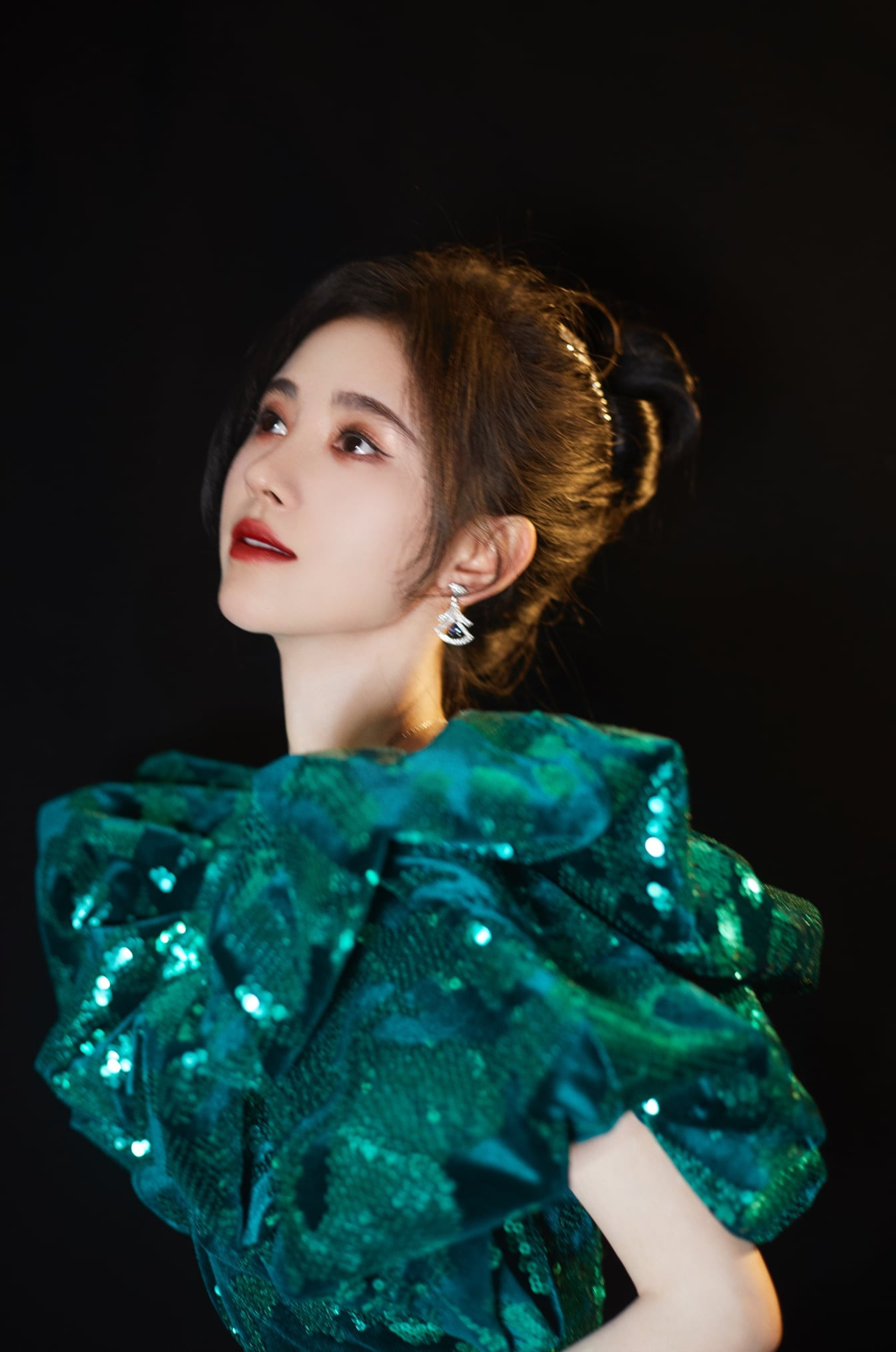 “Mỹ nữ 4000 năm” Cúc Tịnh Y được tìm kiếm nhiều nhất Đêm hội Weibo nhờ cực phẩm này ảnh 2