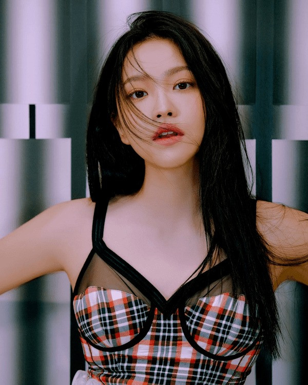 Nhờ bộ ảnh mới quá đẹp mà Yeri (Red Velvet) được netizen “quay xe” khen ngợi hết lời ảnh 4