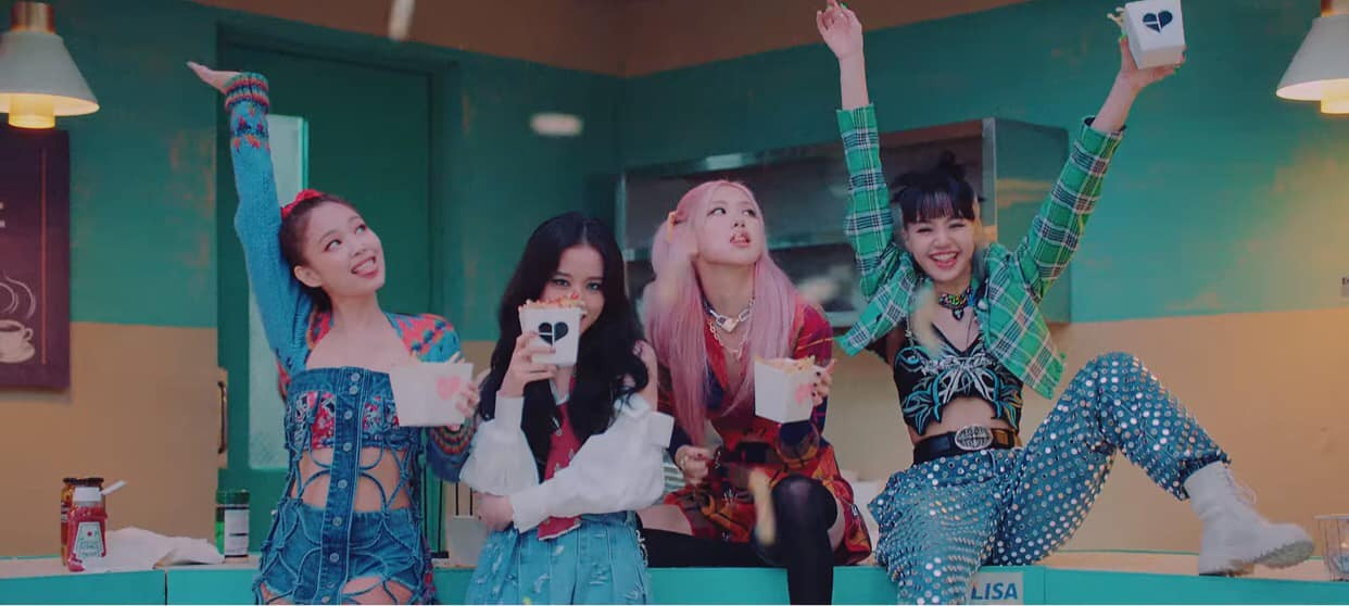 Không phải giọng hát, đây mới là điều khiến Rosé được khen ngợi trong MV “Lovesick Girls“ ảnh 1