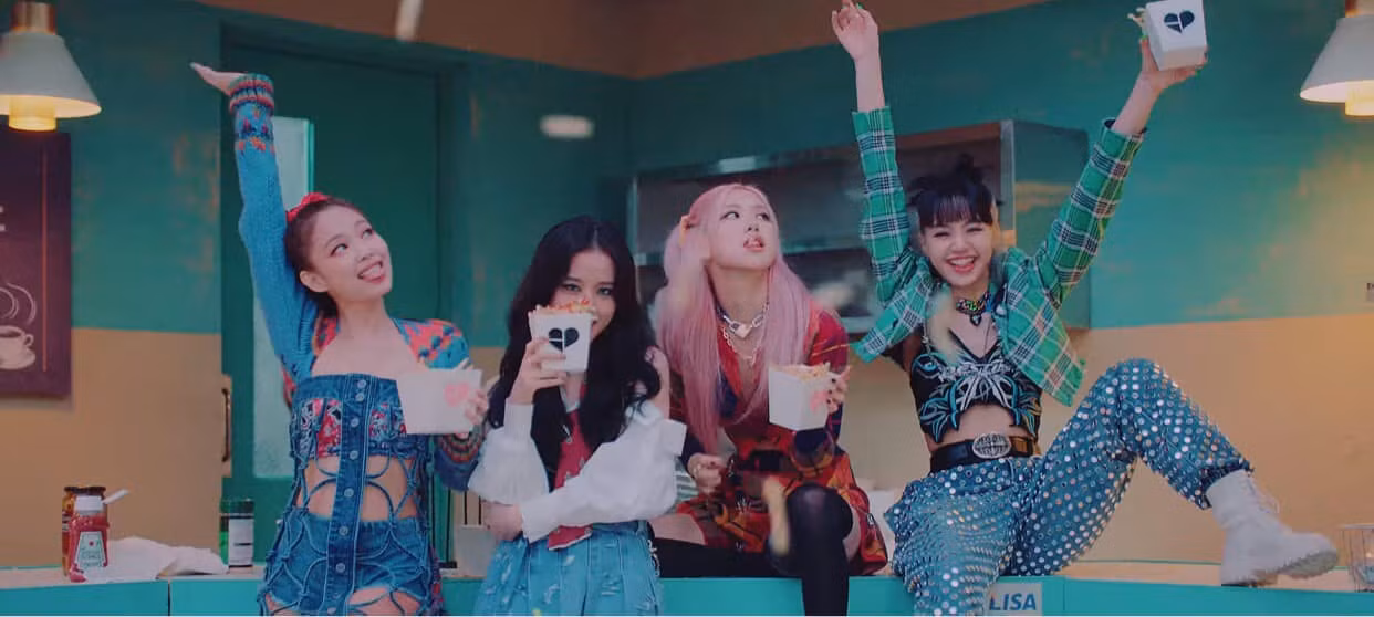 Không phải giọng hát, đây mới là điều khiến Rosé được khen ngợi trong MV “Lovesick Girls“ ảnh 1