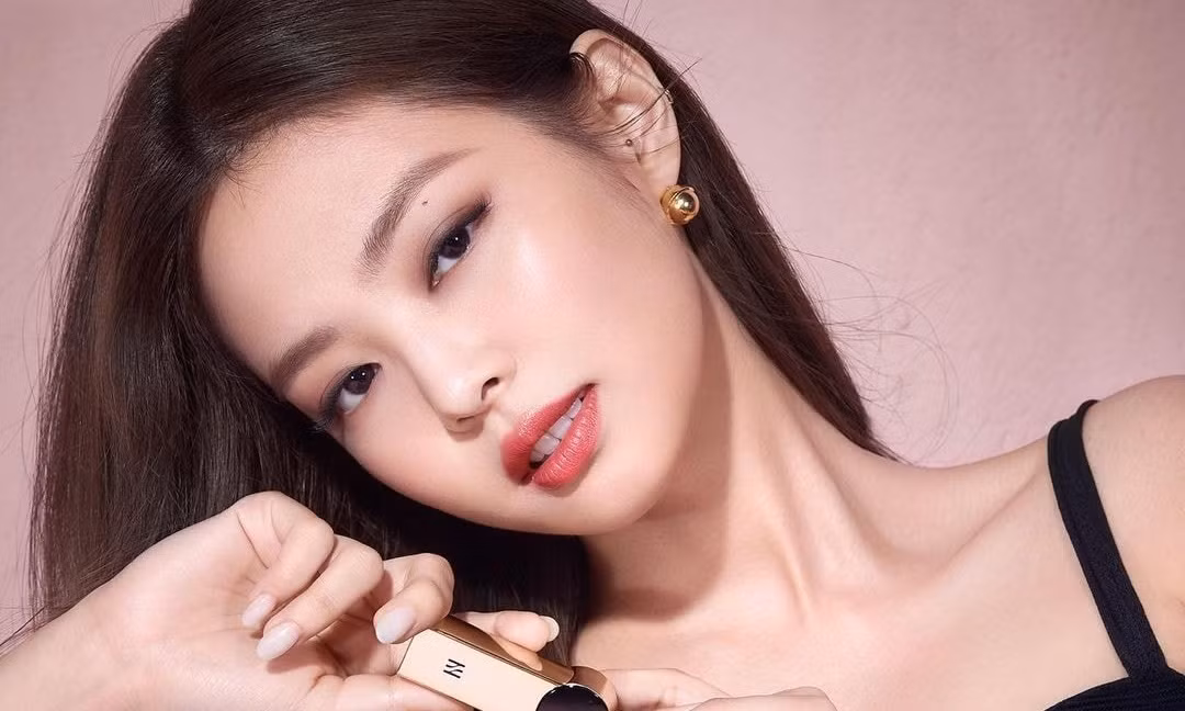 Jennie (BLACKPINK) tiếp tục lập được hai kỷ lục đáng nể trong K-Pop: Xuất sắc vậy ai theo nổi! ảnh 2