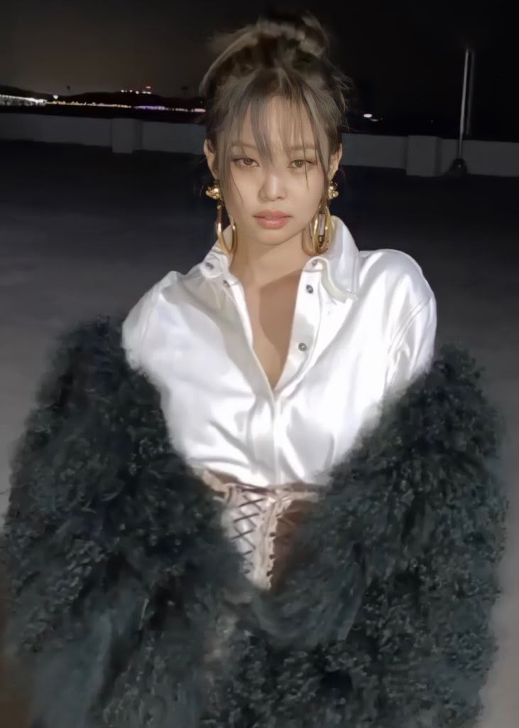 Nhìn lại 7749 kiểu tóc của Jennie: Ngay cả kiểu kỳ quặc nhất cũng vẫn thấy xinh ảnh 11