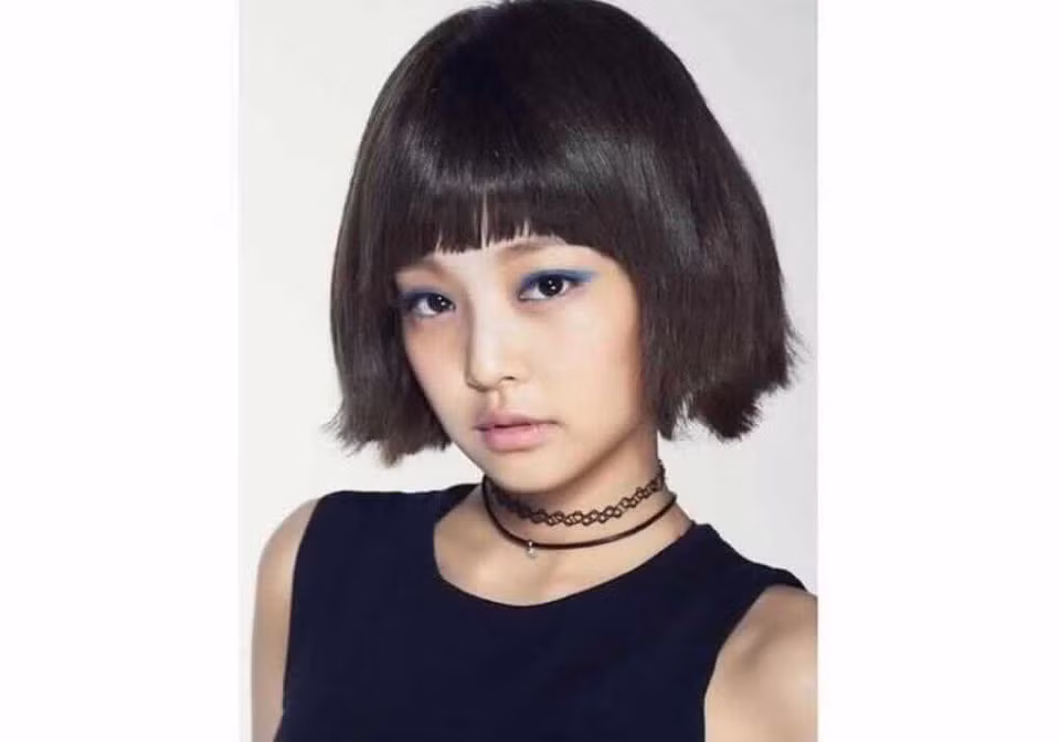 Nhìn lại 7749 kiểu tóc của Jennie: Ngay cả kiểu kỳ quặc nhất cũng vẫn thấy xinh ảnh 12