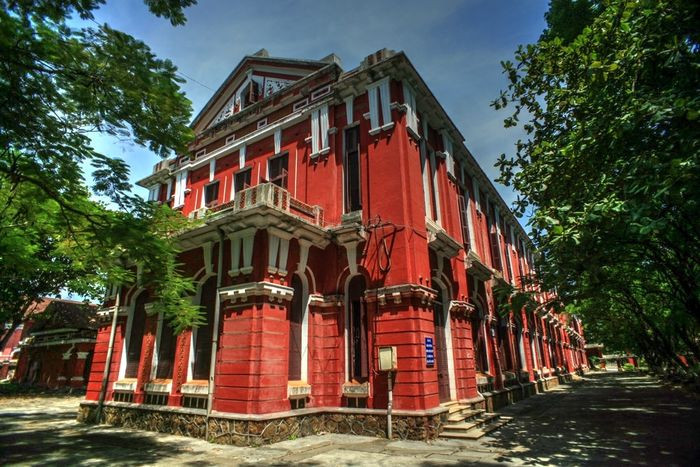 Đi tìm những ngôi trường siêu đẹp, xứng đáng làm bối cảnh cho “Vườn Sao Băng” bản Việt ảnh 6