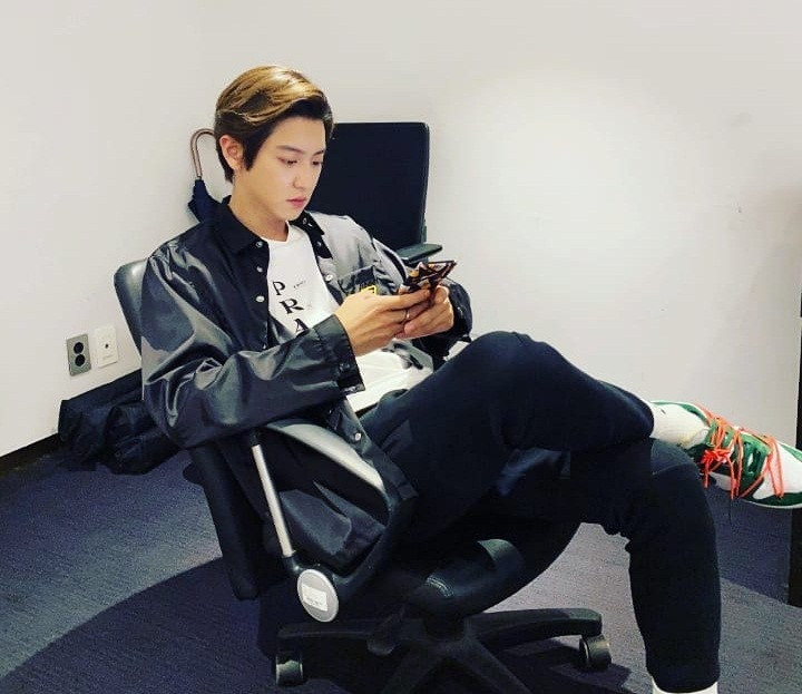 Sao Hàn 24H: Chanyeol tỉnh bơ trước thính “fan gơ”, Cha Eun Woo đóng phim làm từ webtoon ảnh 2