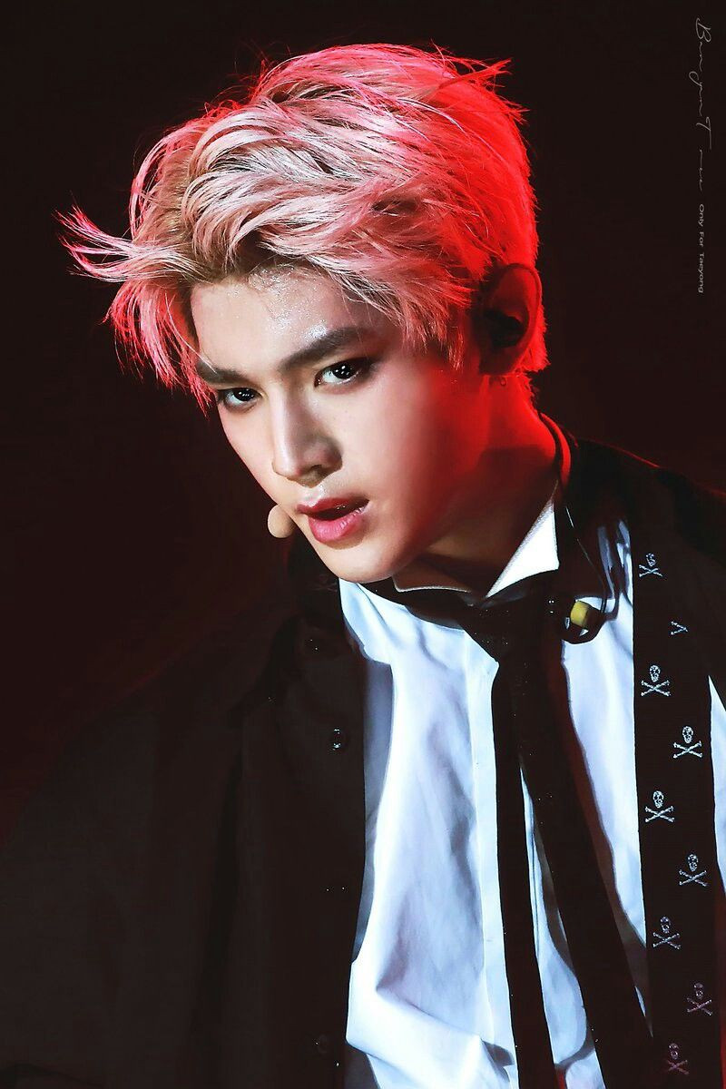 Taeyong (NTC) có gương mặt đẹp hoàn hảo Bạn muốn trở thành center của một nhóm nhạc? Phải đạt tận 5 tiêu chí này mới được ảnh 2