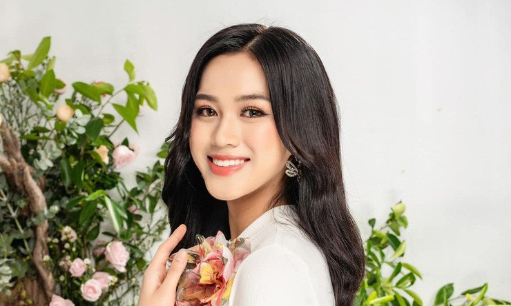 Đăng quang chưa lâu, Hoa hậu Đỗ Thị Hà đã chứng tỏ EQ cao, hành xử cực khéo léo ảnh 4