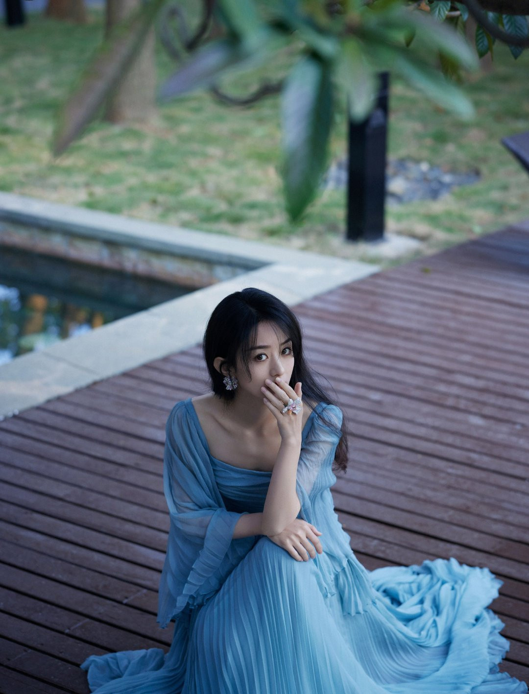 Triệu Lệ Dĩnh thăng hạng nhan sắc, được khen "đẹp như tiên tử" là nhờ nhân vật bí ẩn này ảnh 8